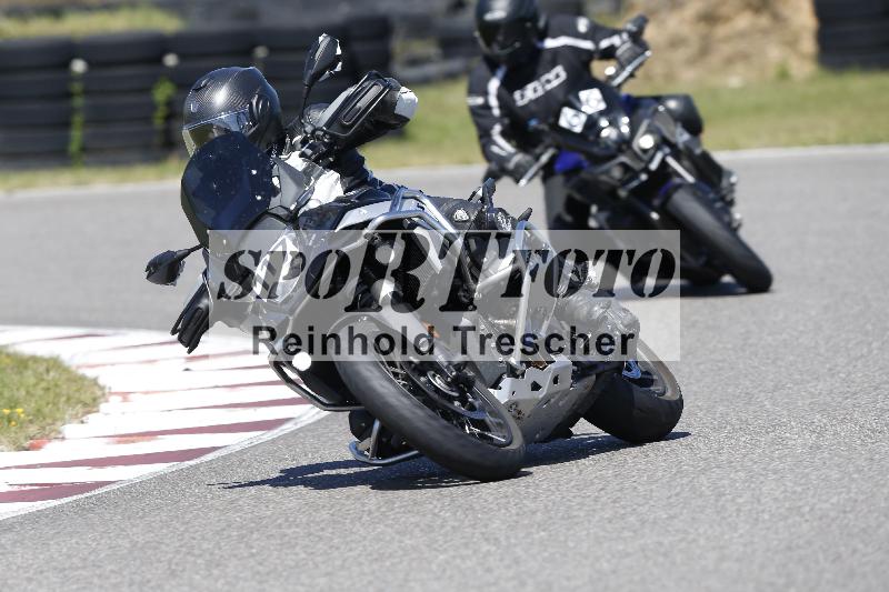 /Archiv-2025/48 25.08.2025 Cornu Master School ADR/blau-bleu/66